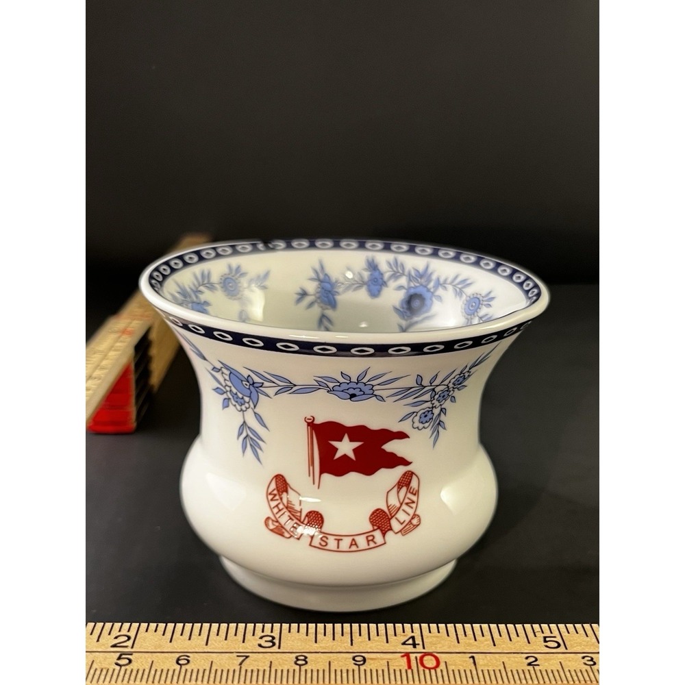 Vintage 1998 RMSTitanic Collection 2nd Class Blue Delft Replica Mini Flower Vase